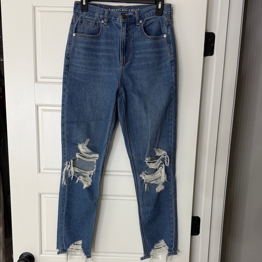 American Eagle Mom Jeans